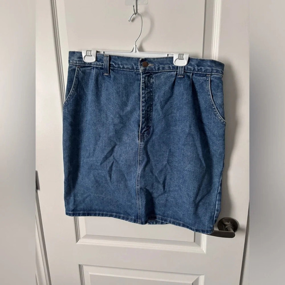 Vintage | Huntington Ridge | High-Waisted Denim Mini Skirt | Size 16 - Picture 2 of 11